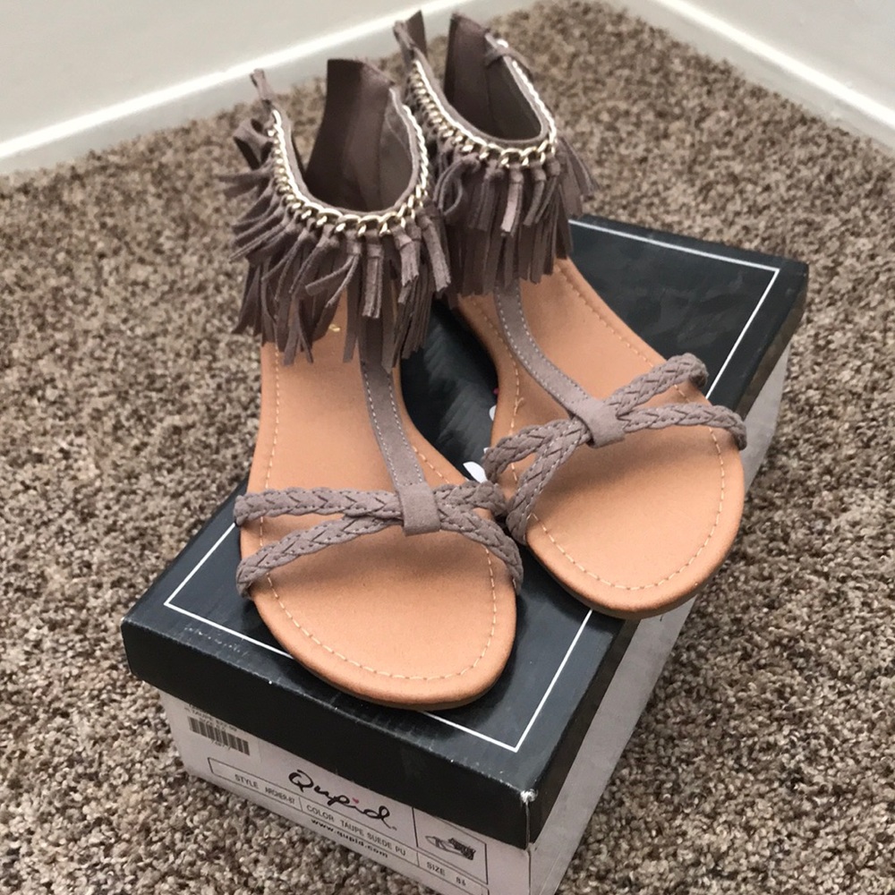 Qupid Sandals
